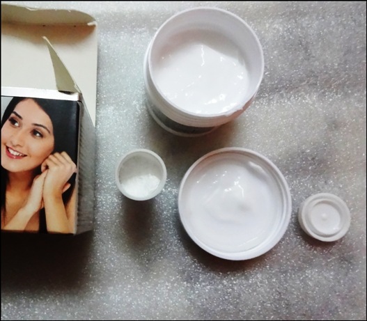 Oxy Glow Pearl Facial Bleach Cream review, Oxy Glow Pearl Facial Bleach Cream, Oxy Glow Pearl Facial Bleach, Oxy Glow Bleach,Facial Bleach Cream , Blech, Bleach Cream, Pearl Bleach Cream, Oxy Glow Fashion, Oxy Glow Products