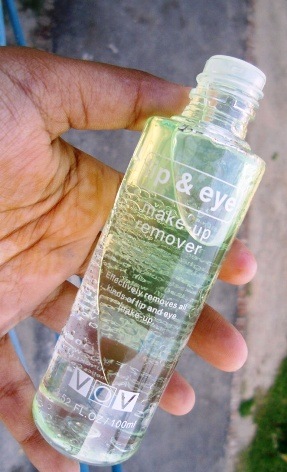 VOV Lip and Eye Makeup Remover Review, VOV Lip and Eye Makeup Remover , VOV Lip and Eye Makeup, VOV, VOV Makeup Remover, VOV Makeup , VOV products, Lip and Eye Makeup Remover, Makeup, Eye care, Lip care, Makeup Remover 