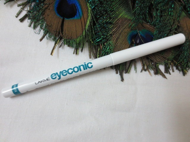 Lakme Eyeconic White pencil Image