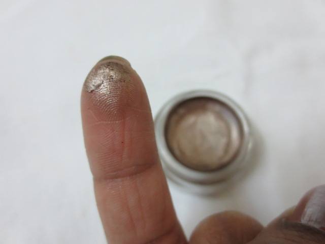 Maybelline Color Tattoo Bad to the Bronze texture swatch Image