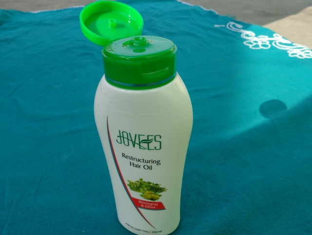 Jovees Restructuring Hair Oil cap image