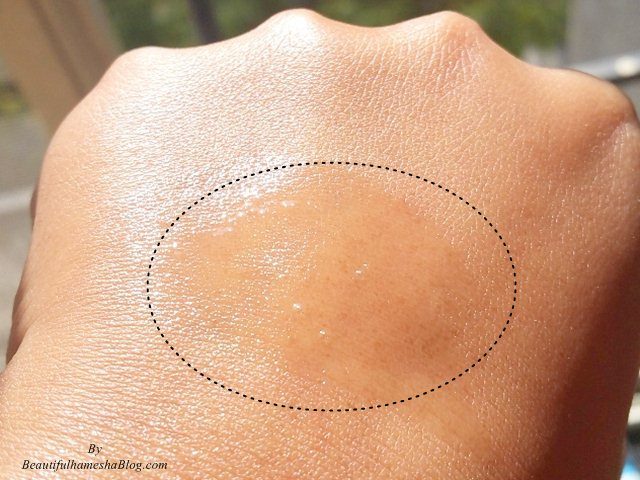 Neutrogena Ultra Sheer Body Mist Sunscreen SPF 30 swatch