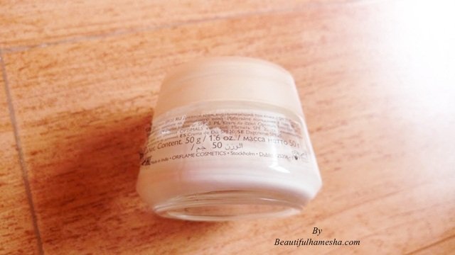 Oriflame even out day creme SPF 20 jar