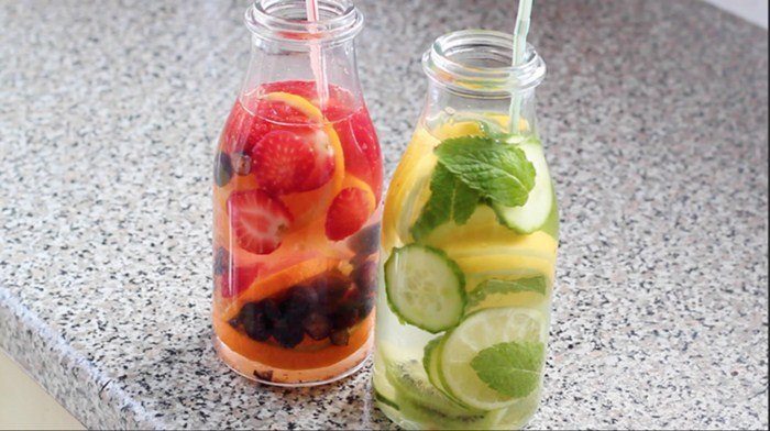 Stay hydrated to Tighten Skin after Weight Loss