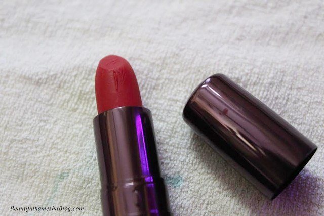 Color Fever Lipstick opening