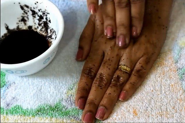 Coffee as body scrub, Coffee Benefits for Skin