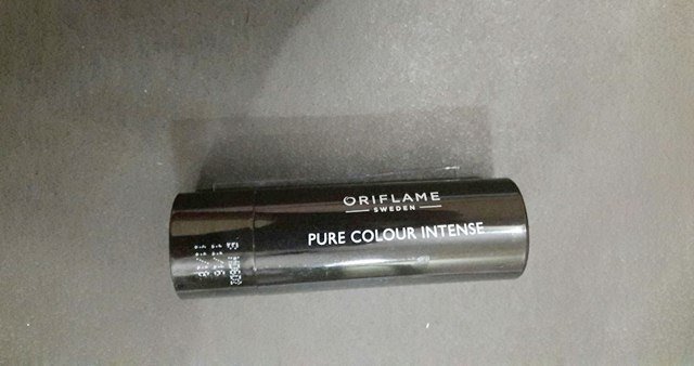 Oriflame Pure Colour Intense Lipstick Fabulous Fuchsia Review, Oriflame Pure Colour Intense Lipstick Fabulous Fuchsia, Oriflame Pure Colour Intense Lipstick, Creamy Liptick