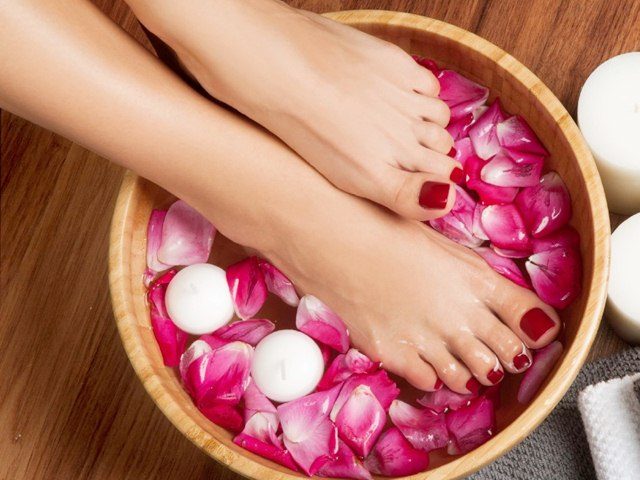 Natural Foot Scrub, How to make foot scrub at home, DIY foot scrub recipes, foot care tips