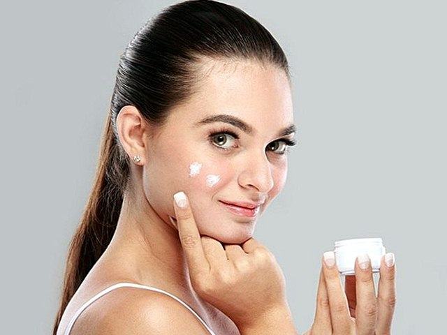 Homemade Face Moisturizer 1, DIY Face Moisturizer, Natural Face Moisturizer, Face Moisturizer, How to prepare face moisturizer at home