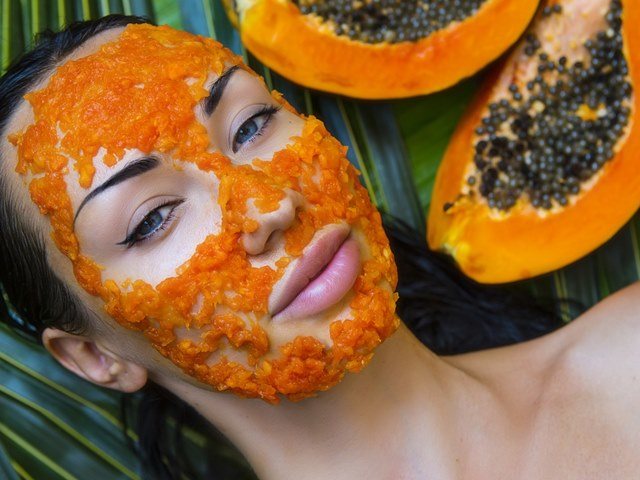 How to get fair skin naturally, How to papaya to lighten skin, Natural remedies to get fair skin, Papaya for skin, Skin whitening tips